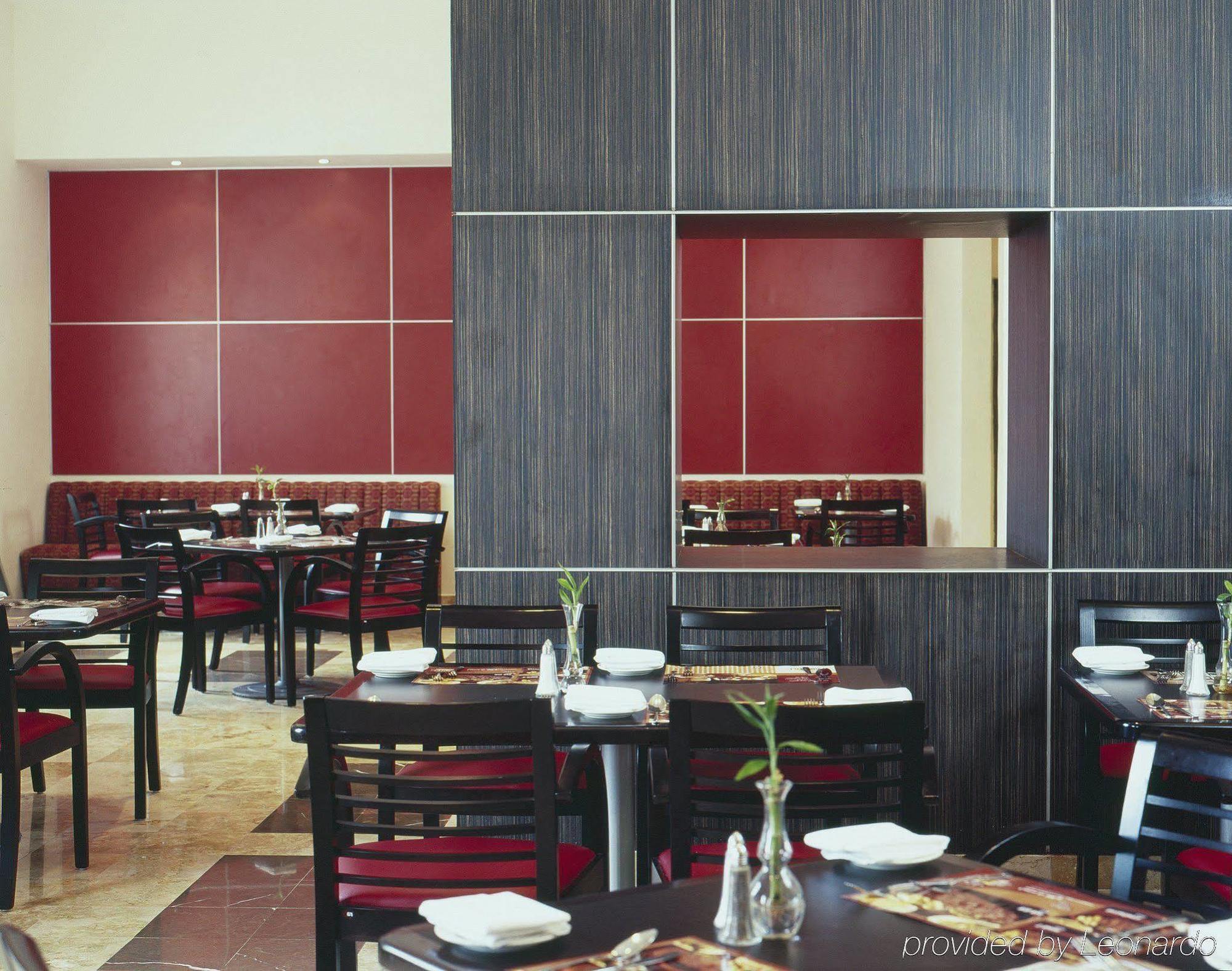 Fiesta Inn Express Ciudad Obregón エクステリア 写真