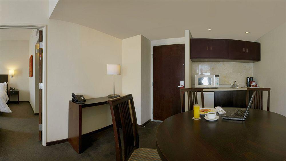 Fiesta Inn Express Ciudad Obregón エクステリア 写真