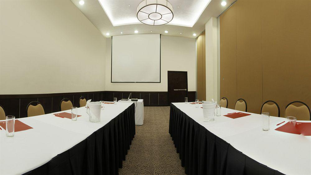 Fiesta Inn Express Ciudad Obregón エクステリア 写真